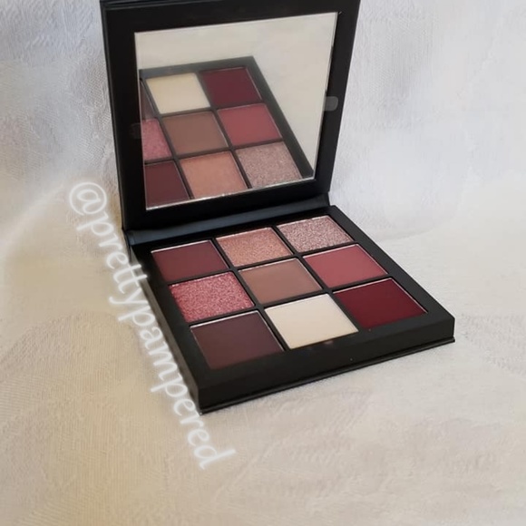 Huda Beauty Mauve Obsessions Eyeshadow Palette - Picture 2 of 6